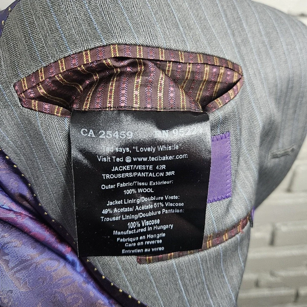 Ted Baker Endurance Suit Blazer Jacket‎ Mens 46R Gray Wool Pinstripe